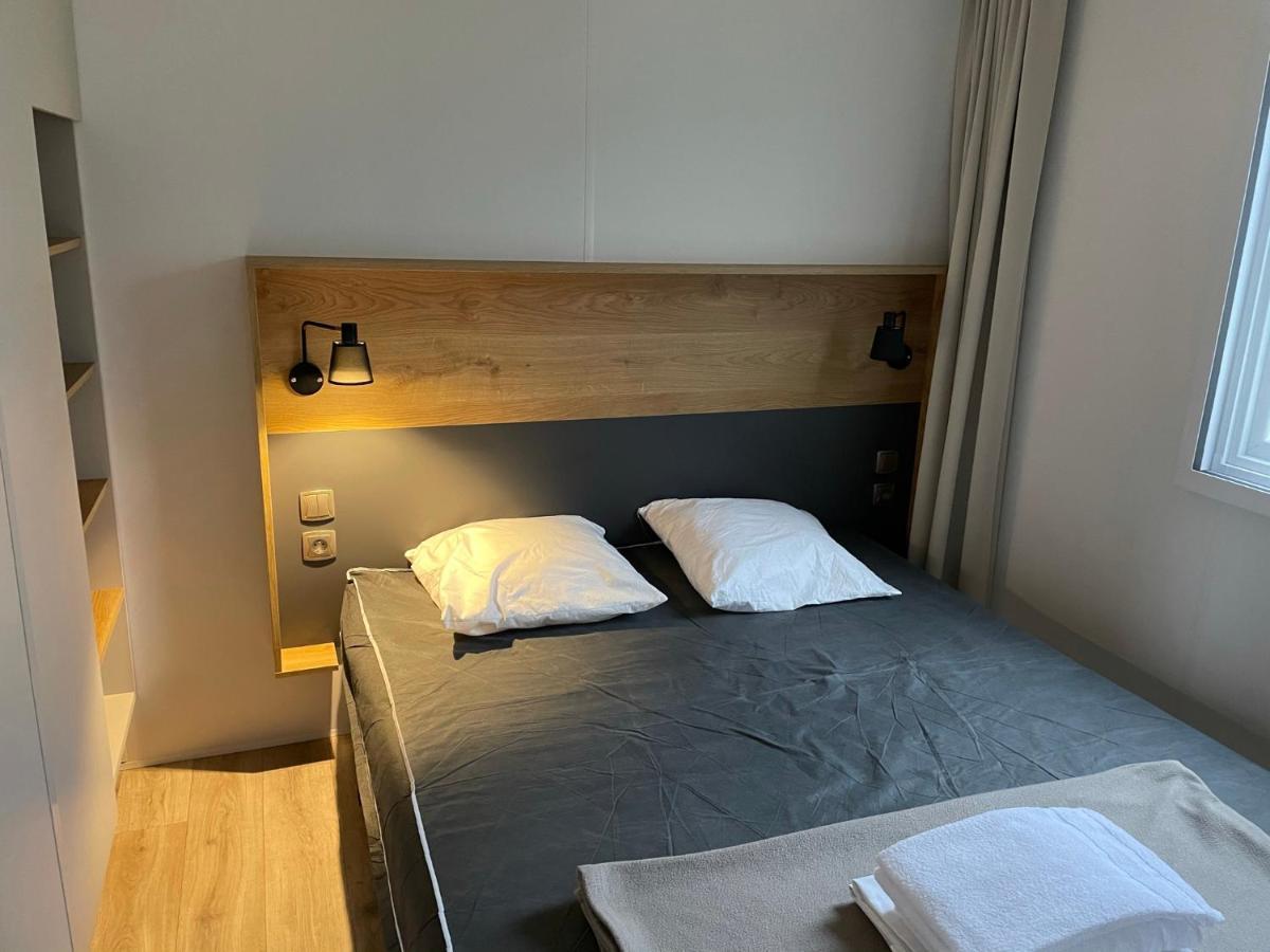 Mobilhome Tout Confort M9 Domaine De Lanniron Quimper Bagian luar foto
